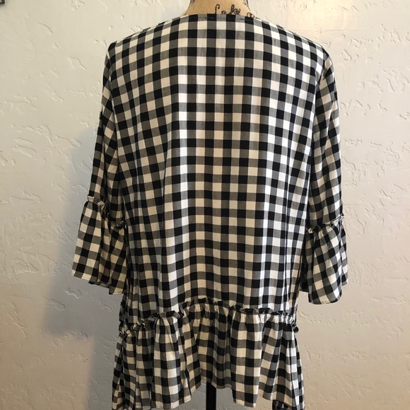 Karen Kane black/white blouse, size medium - Picture 5 of 5